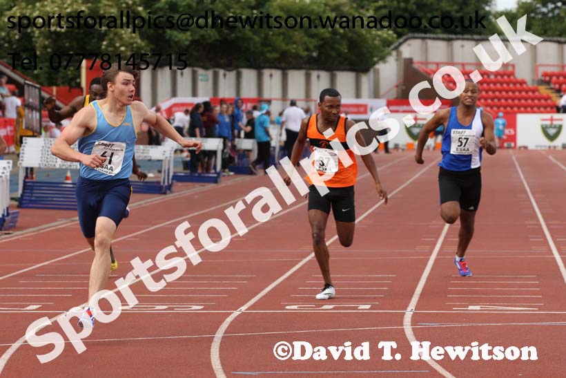 Senior boys 200 metres, 2015 English Schools, Gateshead. Photo: David T. Hewitson/Sports for All Pics